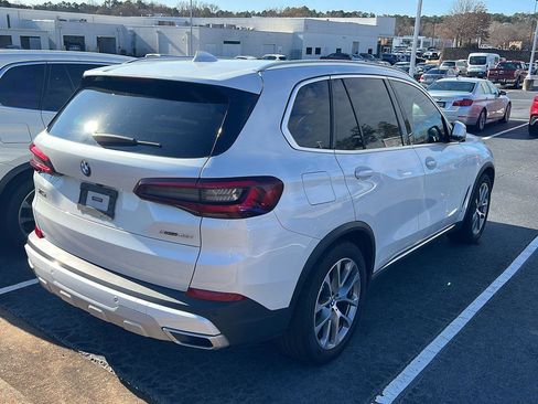 Used 2021 BMW X5 xDrive40i w/ Premium Package 2 image 9