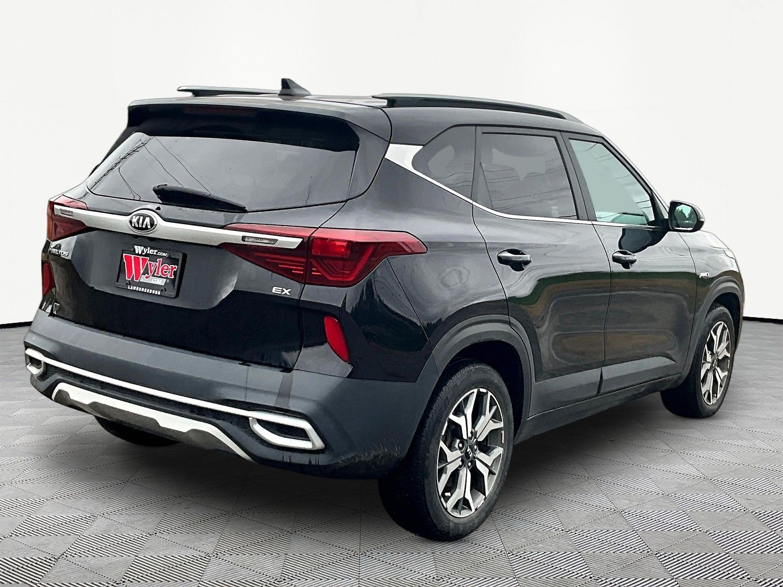 Used 2021 Kia Seltos EX AWD/4WD image 6