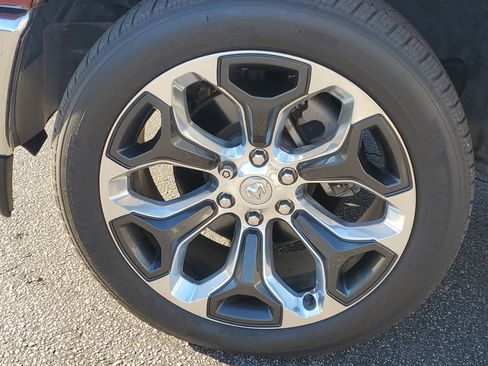 Used 2019 RAM 1500 Limited image 9