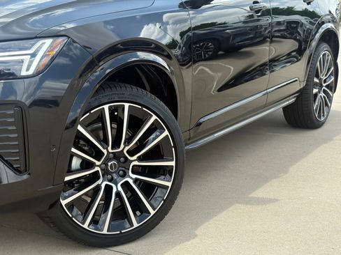 New 2026 Volvo XC90 B6 Ultra w/ Lounge Package image 8