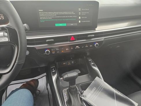 New 2026 Kia Sorento EX FWD image 2