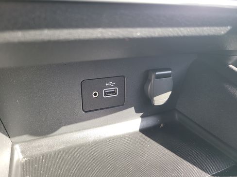 Used 2024 Nissan Altima 2.5 S FWD image 23