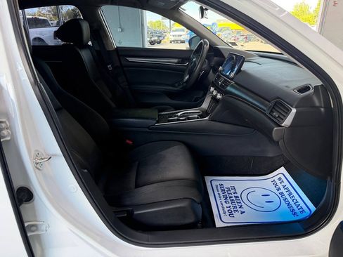 Used 2018 Honda Accord Hybrid image 15