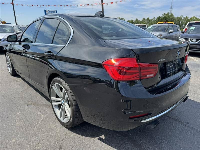 Used 2016 BMW 340i xDrive Sedan AWD/4WD image 5
