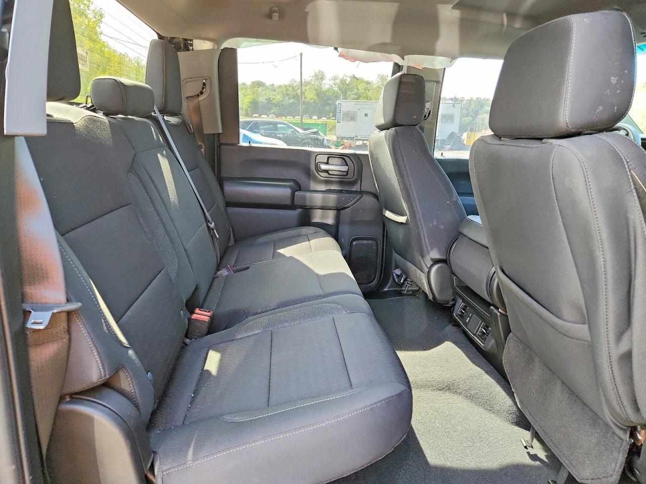 Used 2025 Chevrolet Silverado 2500 Custom w/ Custom Value Package AWD/4WD image 6