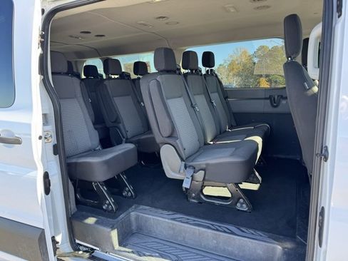 Used 2023 Ford Transit 350 XLT image 14