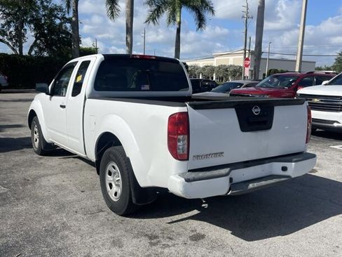 Used 2018 Nissan Frontier S RWD image 4