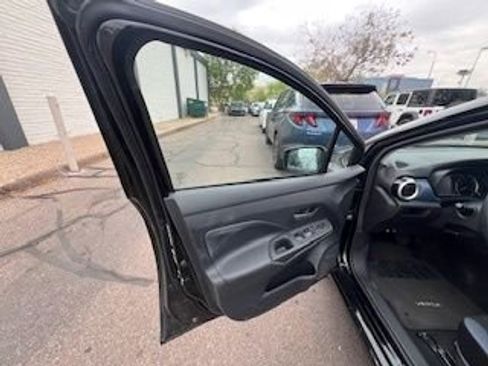 Used 2025 Nissan Versa SV w/ Trunk Package image 12