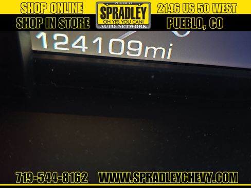 Used 2015 Cadillac Escalade Luxury AWD/4WD image 7