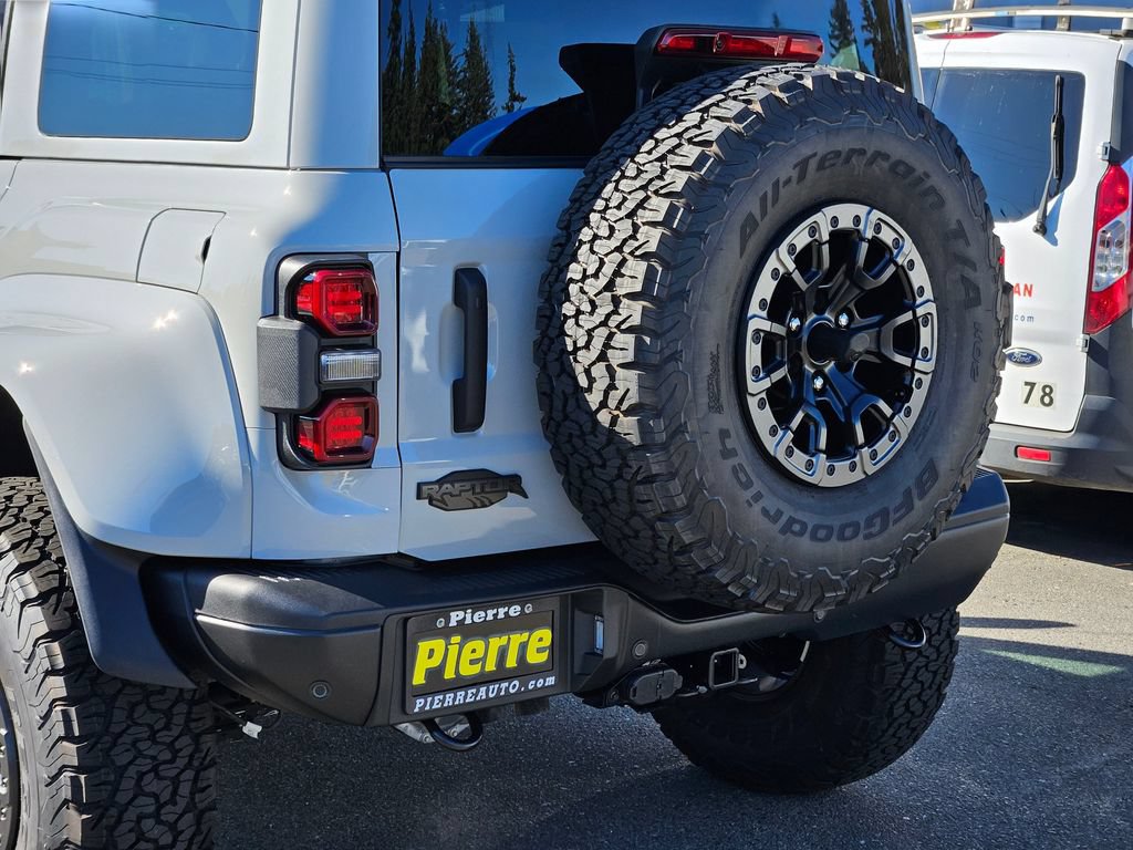 New 2026 Ford Bronco Raptor w/ Interior Carbon Fiber Pack AWD/4WD image 10