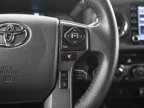Used 2021 Toyota Tacoma TRD Off-Road AWD/4WD image 25