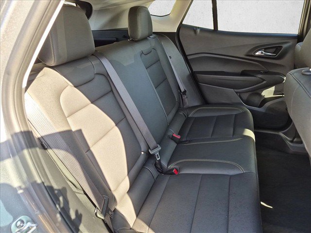 Used 2025 Chevrolet Trax ACTIV w/ Driver Confidence Package FWD image 18
