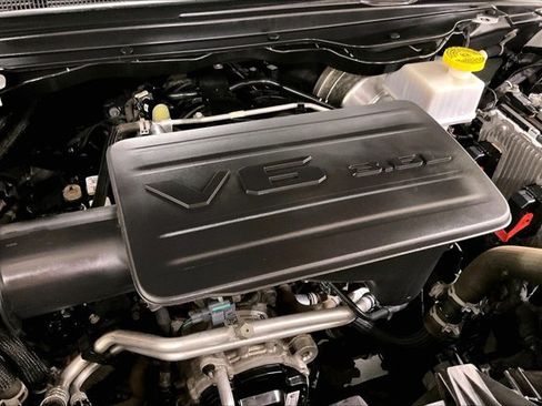 Used 2022 RAM 1500 Big Horn AWD/4WD image 31