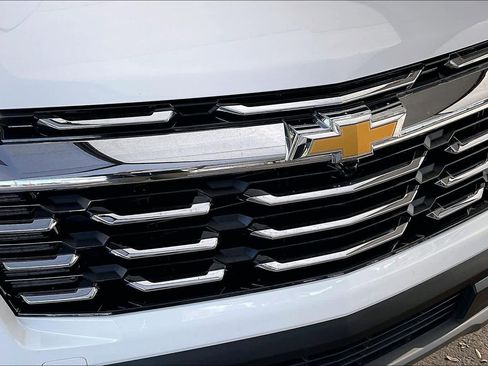 Used 2025 Chevrolet Equinox LT image 27