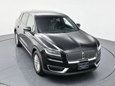 Used 2019 Lincoln Nautilus Premier image 39