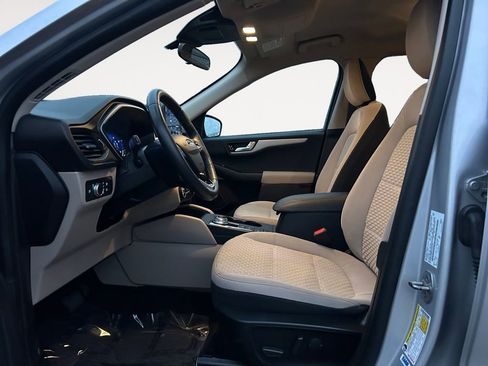 Used 2020 Ford Escape SE Sport image 15