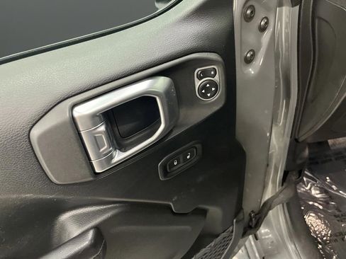 Used 2020 Jeep Wrangler Unlimited Sport S image 26