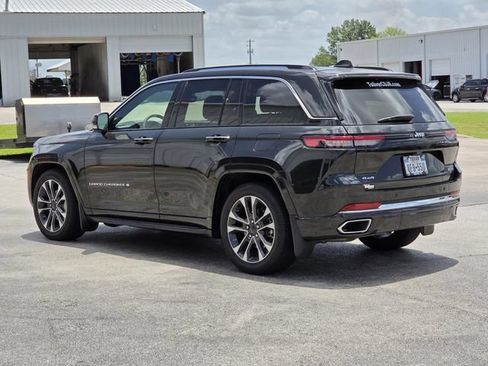 Used 2023 Jeep Grand Cherokee Overland w/ MOPAR Finishing Package AWD/4WD image 5