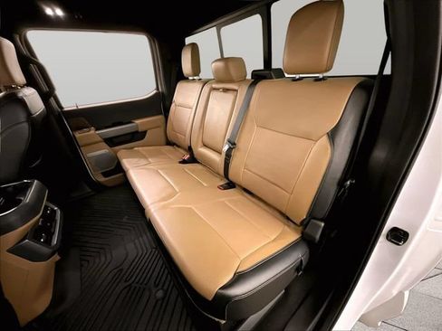 Used 2024 Ford F250 Lariat w/ Lariat Ultimate Package AWD/4WD image 25