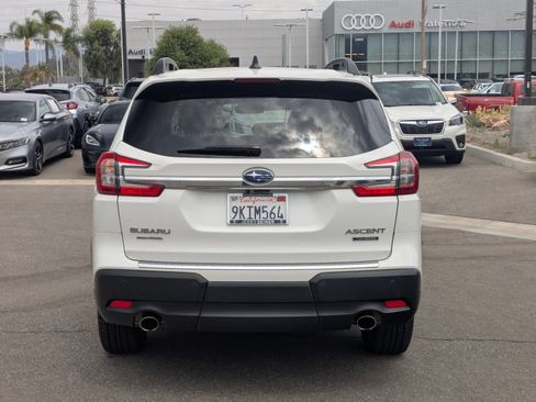 Used 2023 Subaru Ascent Touring AWD/4WD image 4