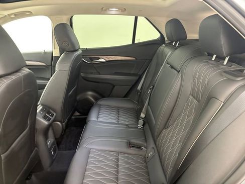 Used 2022 Buick Envision Avenir w/ Technology Package II AWD/4WD image 18