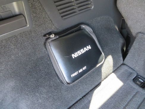 Used 2018 Nissan Murano SL w/ Moonroof Package image 18