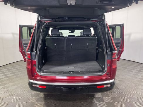 Used 2024 Jeep Wagoneer Series II AWD/4WD image 22