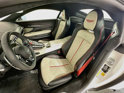 Used 2026 Aston Martin V8 Vantage S RWD image 12
