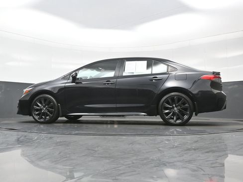 Used 2023 Toyota Corolla SE w/ Carpet Mat Package (TMS) FWD image 29