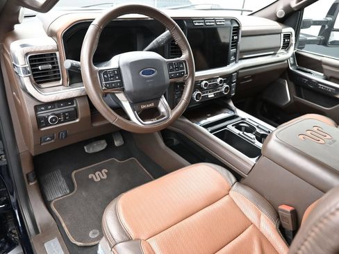 Used 2024 Ford F350 King Ranch AWD/4WD image 12