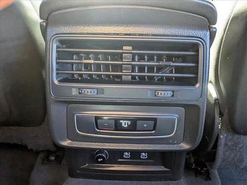 Used 2021 Audi Q7 2.0T Premium w/ Convenience Package image 16
