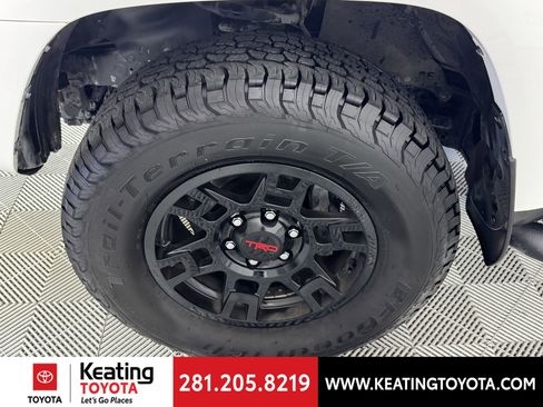 Used 2023 Toyota 4Runner SR5 Premium image 28