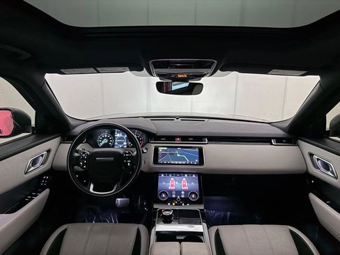 Used 2020 Land Rover Range Rover Velar R-Dynamic S AWD/4WD image 27