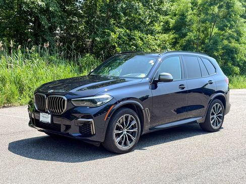 Used 2023 BMW X5 M50i w/ Climate Comfort Package AWD/4WD image 3