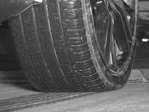 Used 2021 Volvo XC60 T8 R-Design w/ Advanced Package image 42