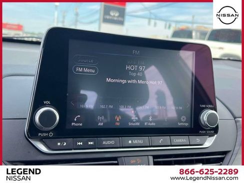 Used 2023 Nissan Altima 2.5 SV FWD image 28