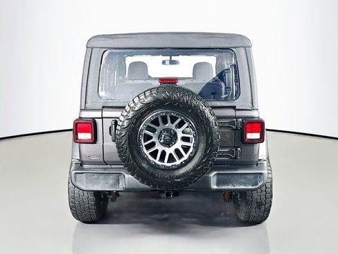 Used 2025 Jeep Wrangler Sport image 6