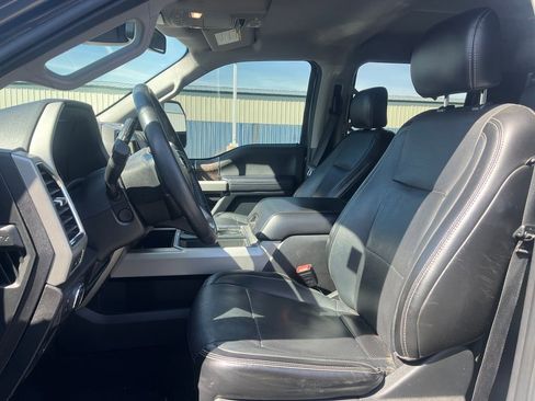 Used 2018 Ford F250 Lariat w/ Lariat Ultimate Package AWD/4WD image 11
