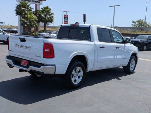Used 2025 RAM 1500 Big Horn AWD/4WD image 8