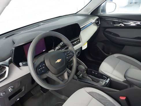 New 2026 Chevrolet TrailBlazer LS w/ LS Convenience Package FWD image 17