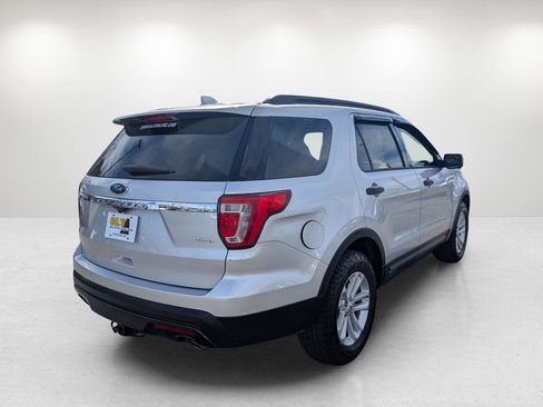 Used 2016 Ford Explorer 4WD image 5