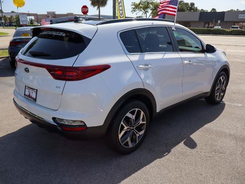 Used 2021 Kia Sportage EX w/ EX Technology Package AWD/4WD image 6