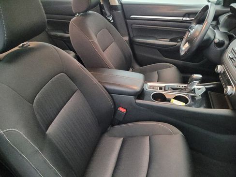 Used 2020 Nissan Altima 2.5 SV image 21