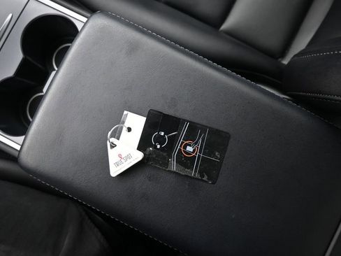 Used 2023 Tesla Model 3 Standard Range RWD image 18