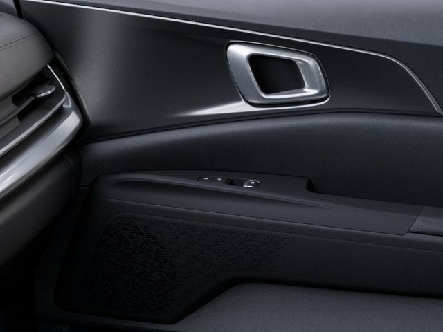 New 2027 Kia Carnival SX FWD image 25