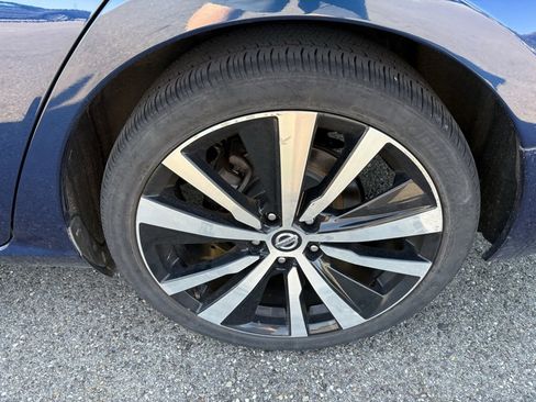 Used 2019 Nissan Altima 2.5 SR image 14