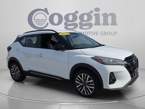 Used 2024 Nissan Kicks SR FWD image 7