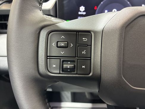 Used 2026 Toyota RAV4 XSE AWD/4WD image 30