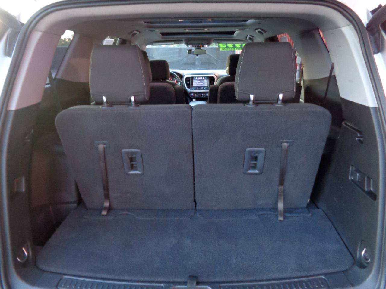 Used 2019 GMC Acadia SLE w/ GMC Pro Grade Package AWD/4WD image 11
