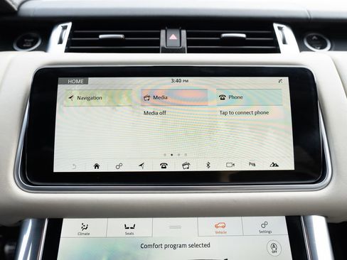 Certified 2022 Land Rover Range Rover Sport HST image 22